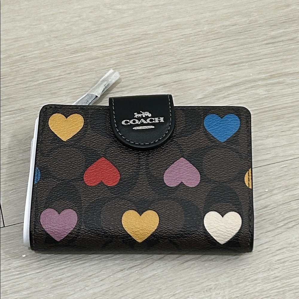 Coach (NWT) Gallery Tote Bag & Wallet in Signature Canvas & Heart Print - Picture 13 of 17